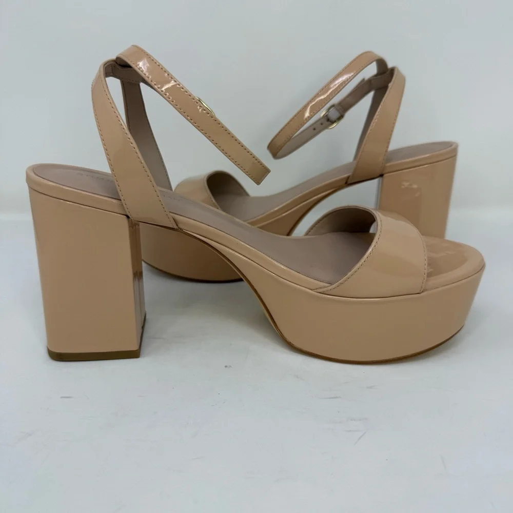 New Stuart Weitzman Gala Patent Leather Sandals Golden Beige Sz 9